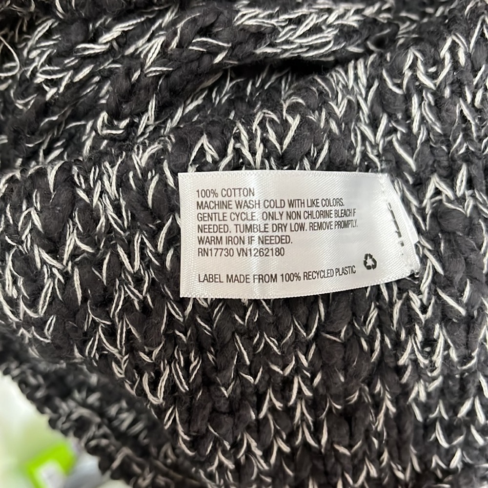 Universal thread women’s top. 1587 - Picture 5 of 7